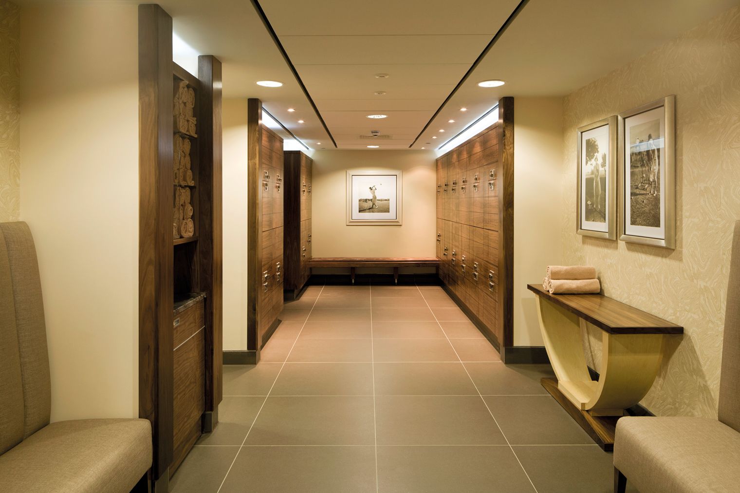 Close House Interior Changing Room